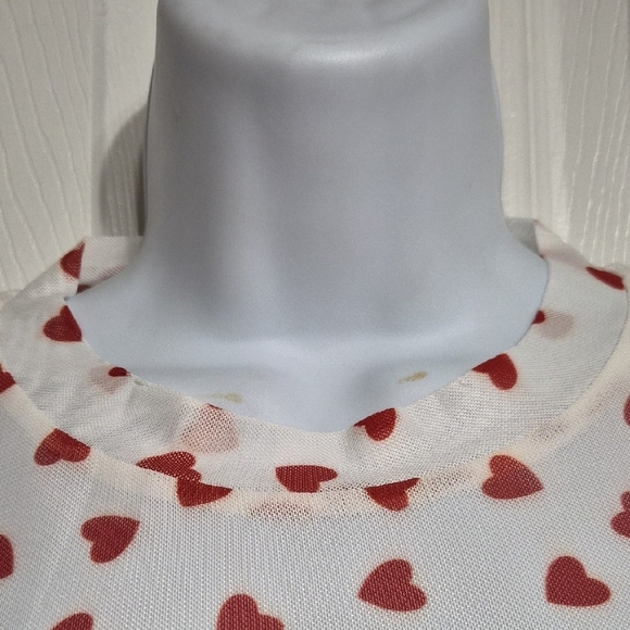 Sheer Red And White Heart Cropped Top Women's Top NWOT Size Medium - Picture 5 of 8